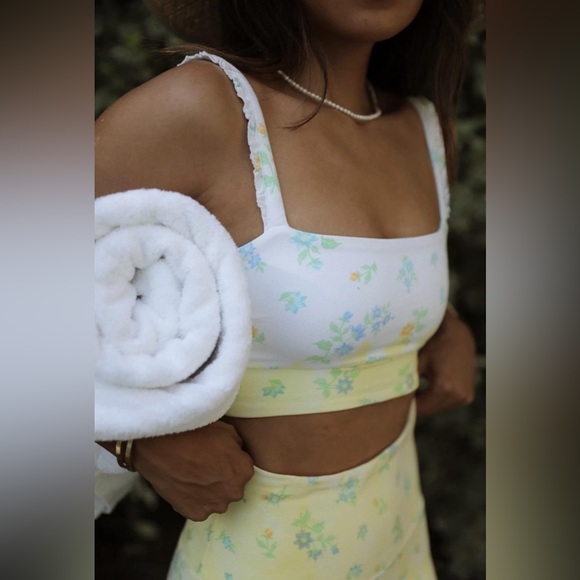 Sincerely Jules x Bandier The Bryn Lifestyle 7” Biker Shorts & Matching Bra set - Picture 6 of 13